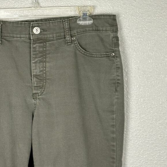 St. Johns Bay Womens Size 14 Straight Leg Military Green Jeans w Pockets Pants - Picture 2 of 6